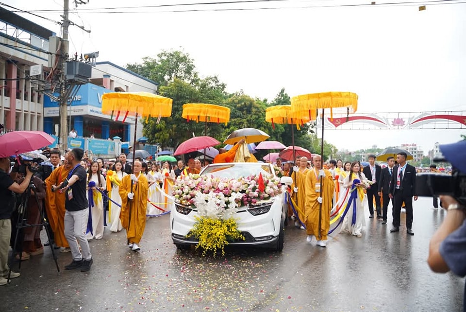 xaloiphattaichuapgucson_chuaphucsonbacgiang_xaloiphat_nguoiphattu (26).jpg